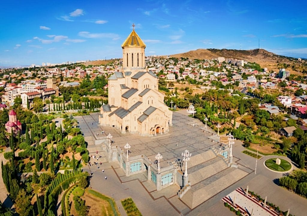 2026 Gürcistan Giriş Rehberi: Yeni Sigorta Kuralı ve Sarp Sınır Kapısı Geçişi