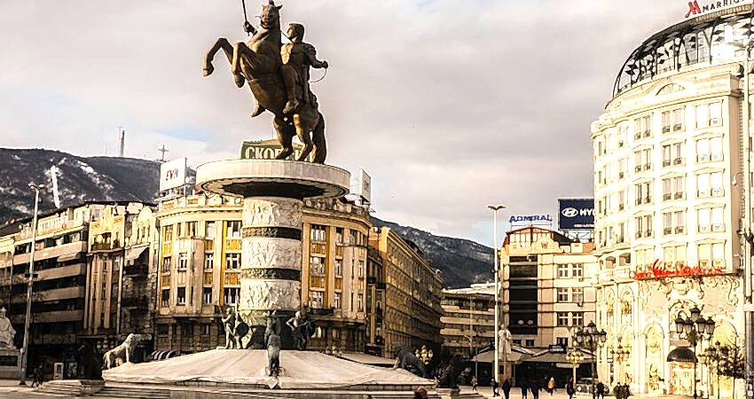 Ankara Çıkışlı Uçaklı Büyük Balkan Turu (Vizesiz)