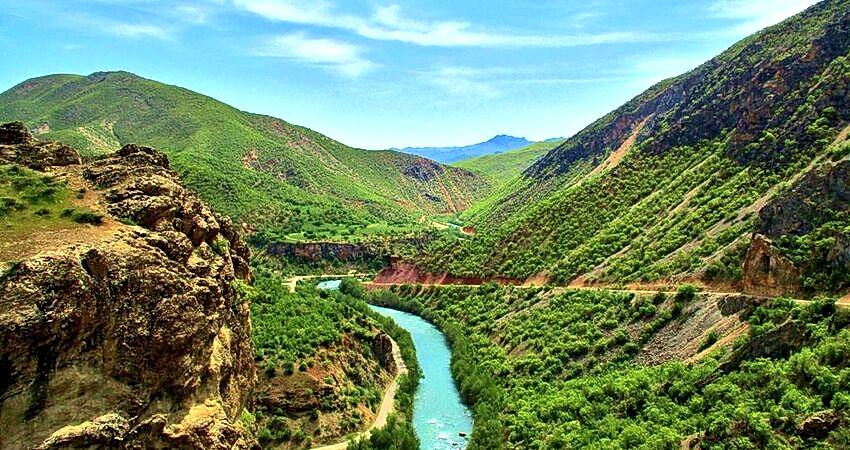 Hızlı Tren ile Tunceli Munzur Vadisi Kemaliye Divriği Turu 