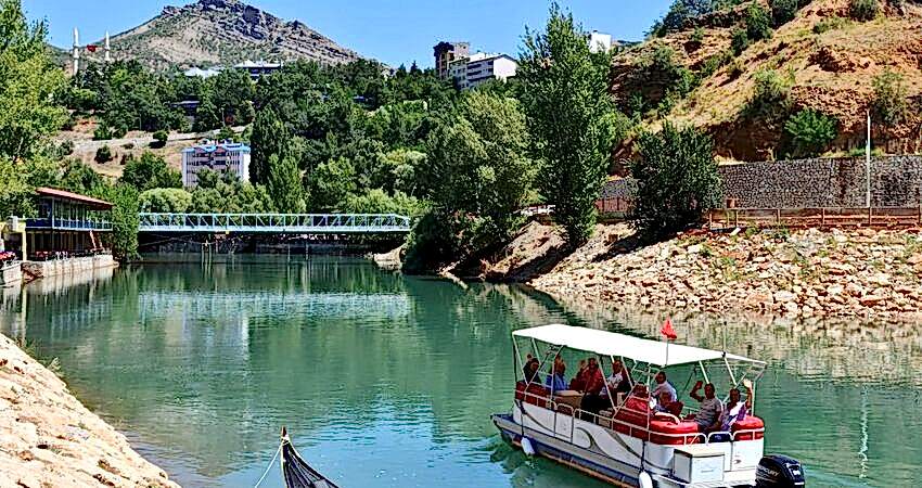 Hızlı Tren ile Tunceli Munzur Vadisi Kemaliye Divriği Turu 